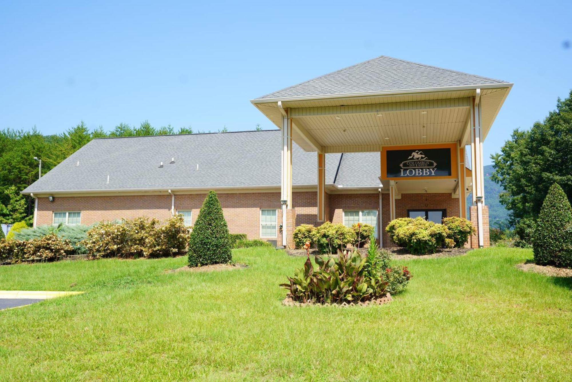 Columbus Inn And Suites Exterior foto